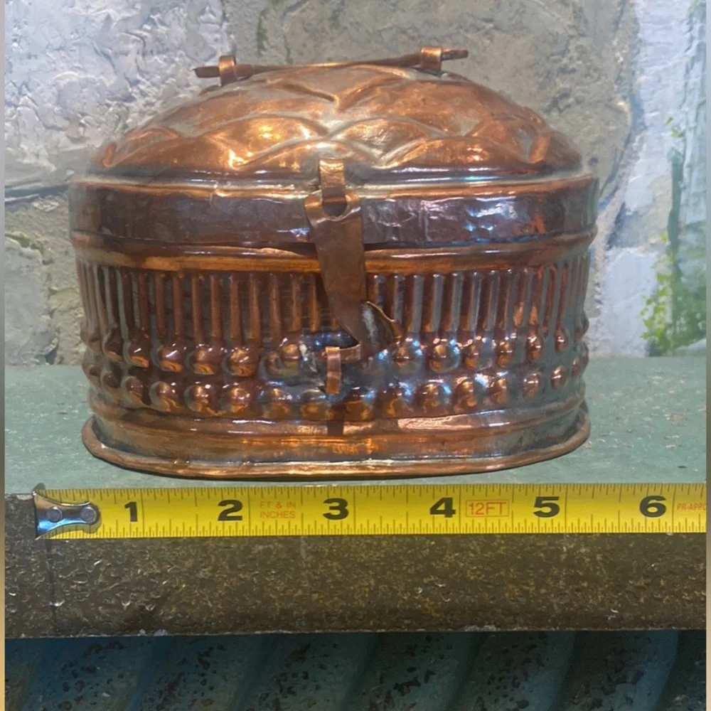 Vintage copper Metals blend Box, Poo pourri fragrance, Incense, Mothballs.